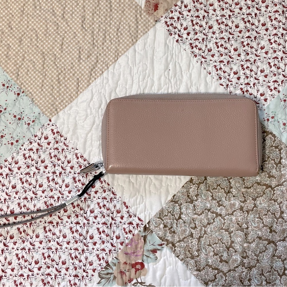 RFID Blocking Leather Large Capacity Wristlet Wallet/Phone Holder, Blush